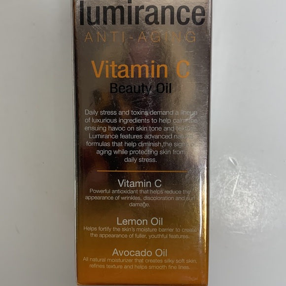 Lumirance | Vitamin C Beauty Oil | Increase Collagen Anti Aging Even Complexion - Picture 4 of 7